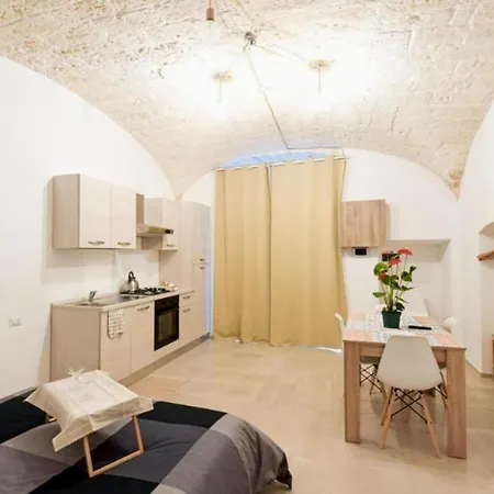 Apartamento Urban Flat Garibaldi - Timesrl Bari