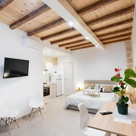 Apartamento Urban Flat Garibaldi - Timesrl Bari